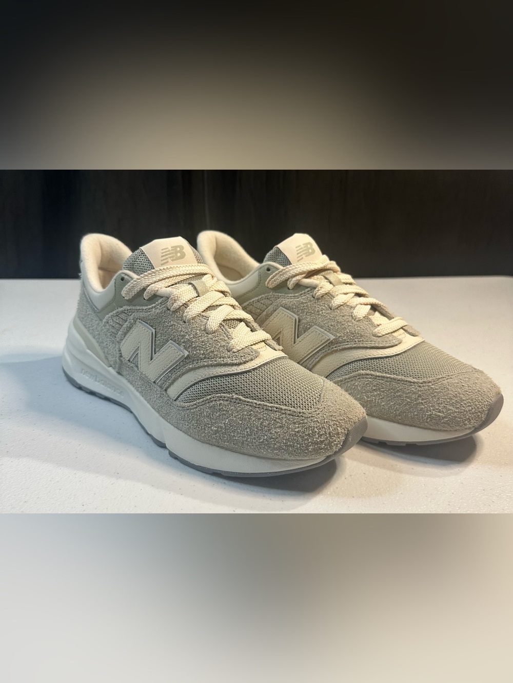 New Balance 997R Sea Salt Concrete Grey Suede Sneakers U997REF Womens 12.5
